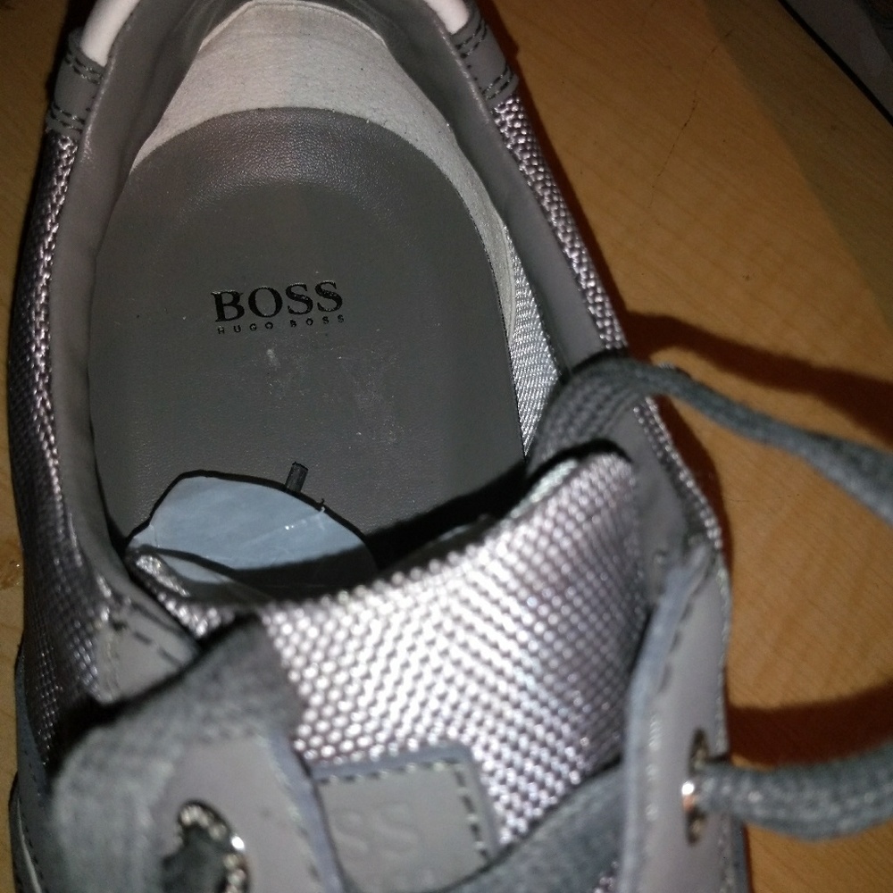 HUGO BOSS SNEAKERS - Picture 6 of 8